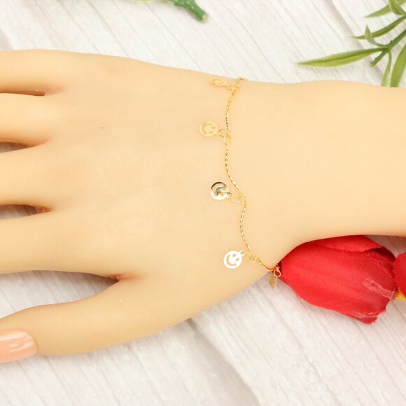 "Trendy Handmade Bracelet – A Thoughtful Gift for Girls & Women | UNVRC1038 - Picture 9 of 10